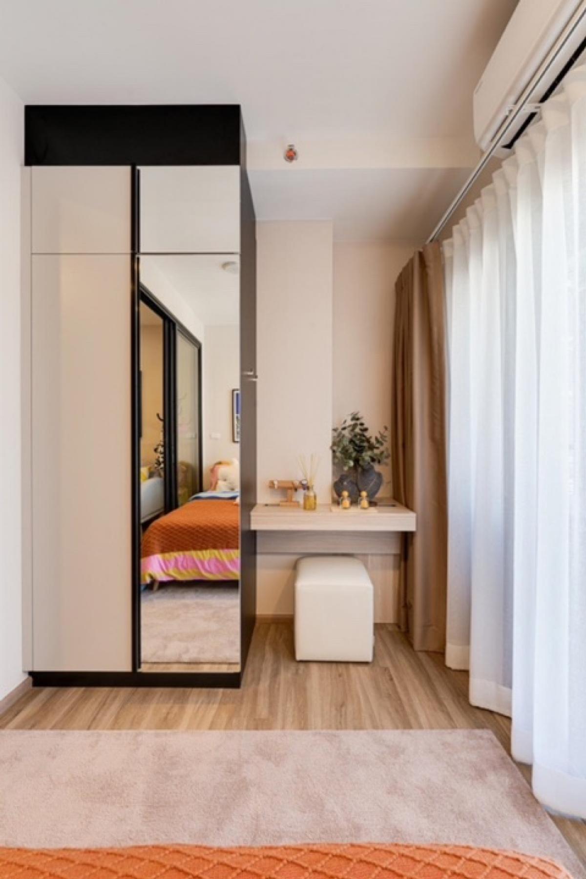 For SaleCondoRatchadapisek, Huaikwang, Suttisan : The Stage Ratchada-Huai Khwang, new condo, free down payment, installments 8,900/month, contact 095-489-8890 Green.