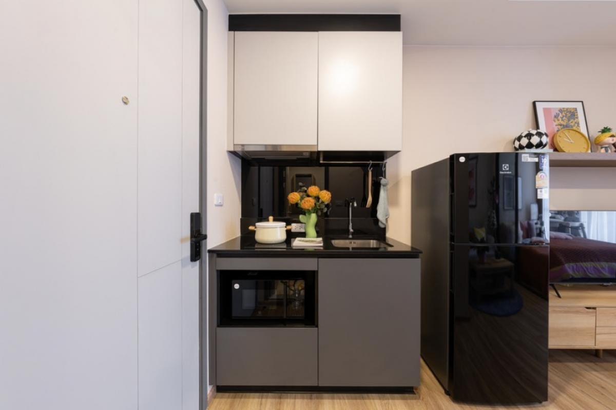 For SaleCondoRatchadapisek, Huaikwang, Suttisan : The Stage Ratchada-Huai Khwang, new condo, free down payment, installments 8,900/month, contact 095-489-8890 Green.