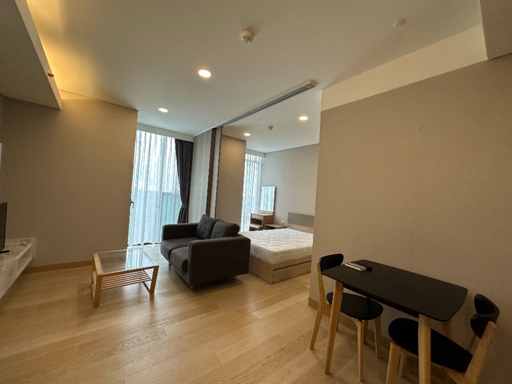 For RentCondoKhlongtoei, Kluaynamthai : Condo for rent Siamese Exclusive Queens *next to MRT Queen Sirikit National Convention Center*