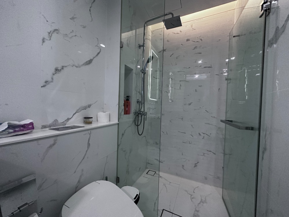 For RentCondoKhlongtoei, Kluaynamthai : SK05132 Condo for rent Siamese Exclusive Queens (2 bedrooms) *next to MRT Queen Sirikit National Convention Center*