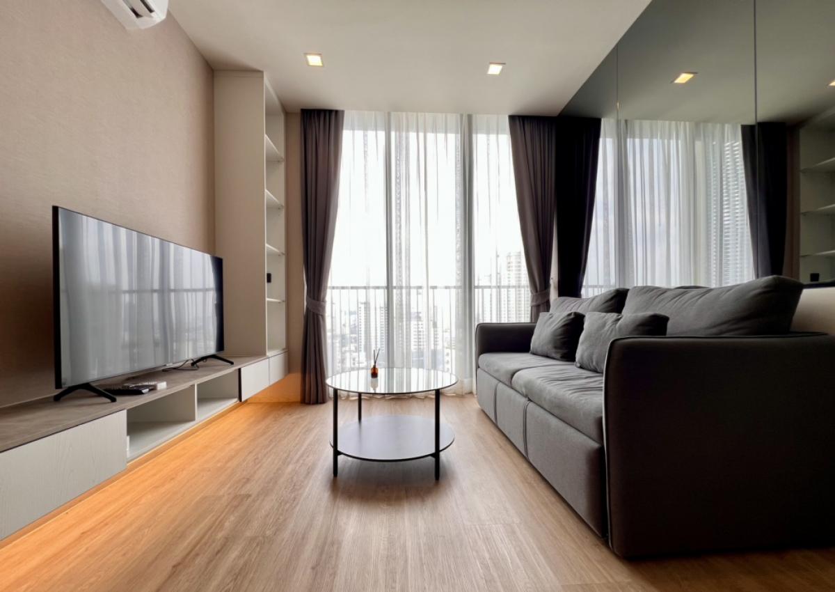ให้เช่าคอนโดสุขุมวิท อโศก ทองหล่อ : Noble State 39 2 bedroom for RENT!