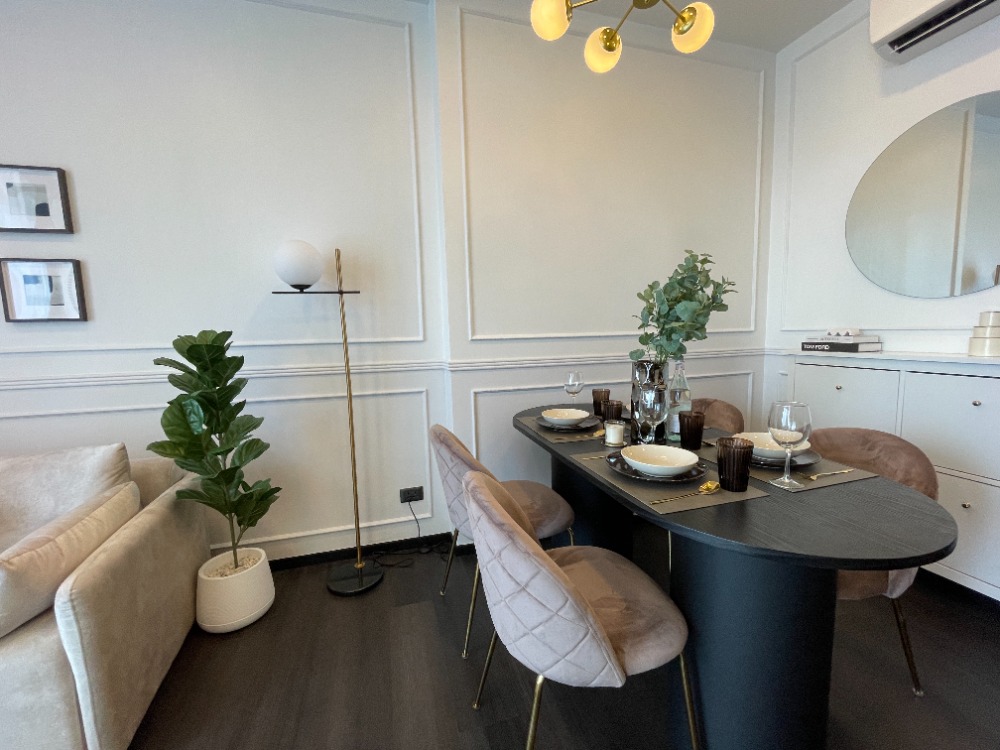 For SaleCondoRama3 (Riverside),Satupadit : Condo for sale, Sapphire Luxurious Condo, Rama 3, 2nd floor, usable area 42.30 sq m., 1 bedroom, 1 bathroom, Chao Phraya River view, near BRT (Wat Pariwas Station) and easy access to the city center.