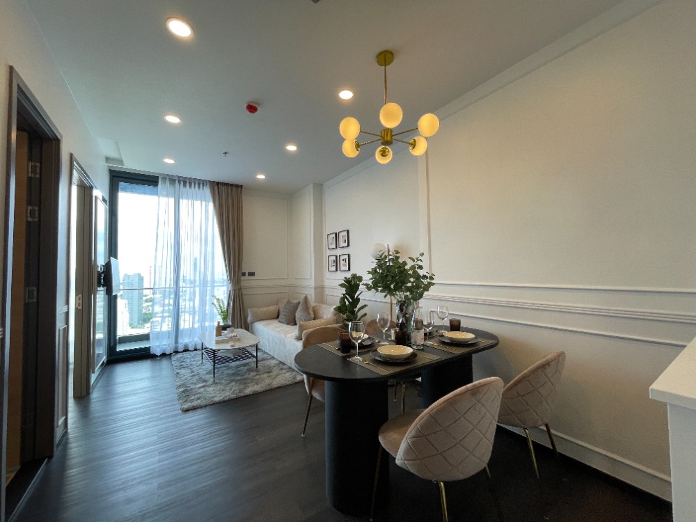 For SaleCondoRama3 (Riverside),Satupadit : Condo for sale, Sapphire Luxurious Condo, Rama 3, 2nd floor, usable area 42.30 sq m., 1 bedroom, 1 bathroom, Chao Phraya River view, near BRT (Wat Pariwas Station) and easy access to the city center.
