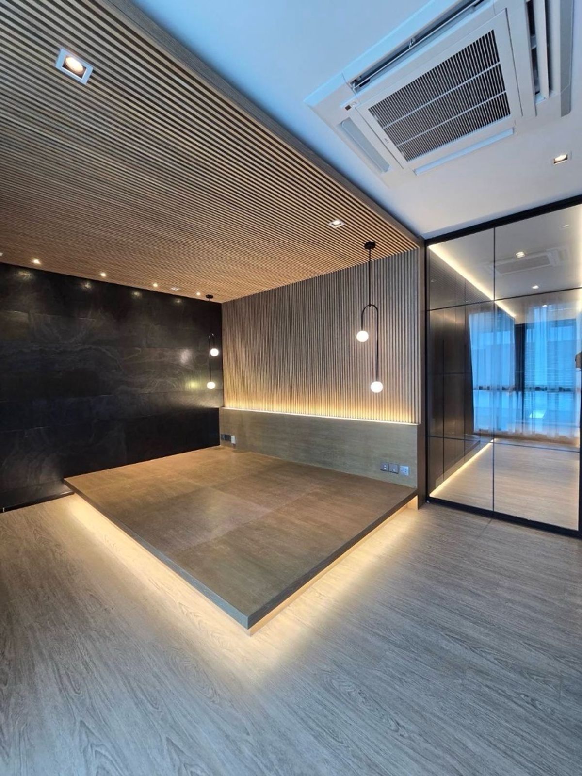 ขายทาวน์โฮมลาดพร้าว101 แฮปปี้แลนด์ : ขายด่วน Prime Nine Ekamai /  ทองหล่อ / เฟอร์นิเจอร์ครบพร้อมเข้าอยู่ / ใกล้ทางด่วน / เอกมัย / พระราม9 / ทาวน์โฮม / 3 ชั้น ดีไซน์บ้านเดี่ยว / ทำเลใจกลางเมือ / Townhome/ Ekamai / Rama9 / Thonglor