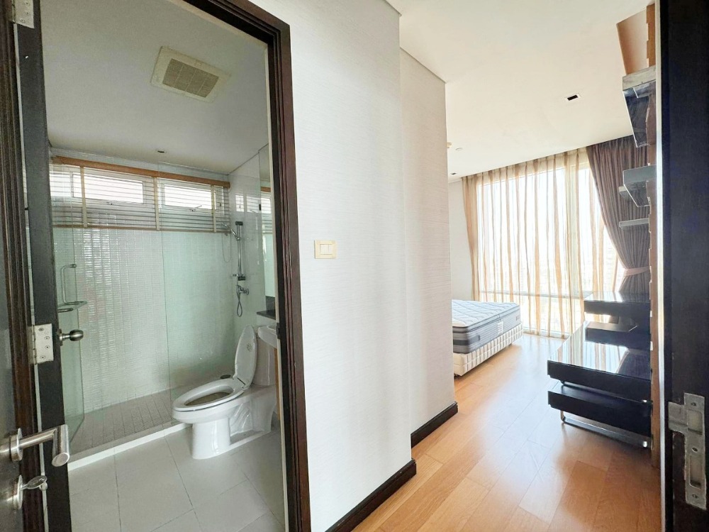 ขายคอนโดสุขุมวิท อโศก ทองหล่อ : ขาย FULLERTON SUKHUMVIT ชั้น 24 3 ห้องนอน 4 ห้องน้ำ 152 ตรม. ใจกลางทองหล่อ เอกมัย