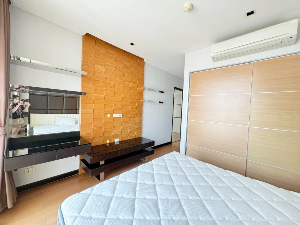 ขายคอนโดสุขุมวิท อโศก ทองหล่อ : ขาย FULLERTON SUKHUMVIT ชั้น 24 3 ห้องนอน 4 ห้องน้ำ 152 ตรม. ใจกลางทองหล่อ เอกมัย