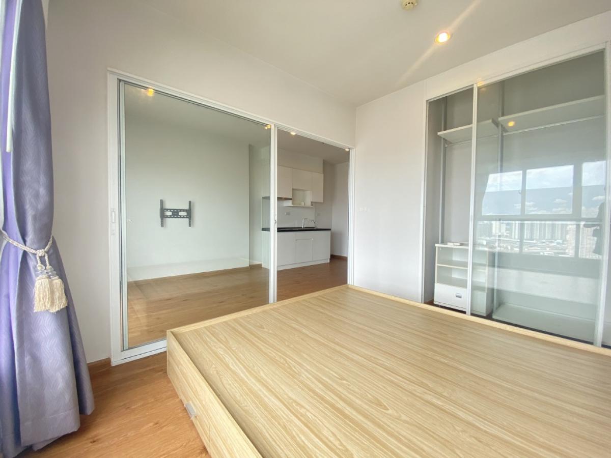 For SaleCondoBang Sue, Wong Sawang, Tao Pun : For Sale - Corner room for sale, beautiful view, high floor, The Parkland Ratchada - Wongsawang, on the road, only 200 meters from MRT, near the university