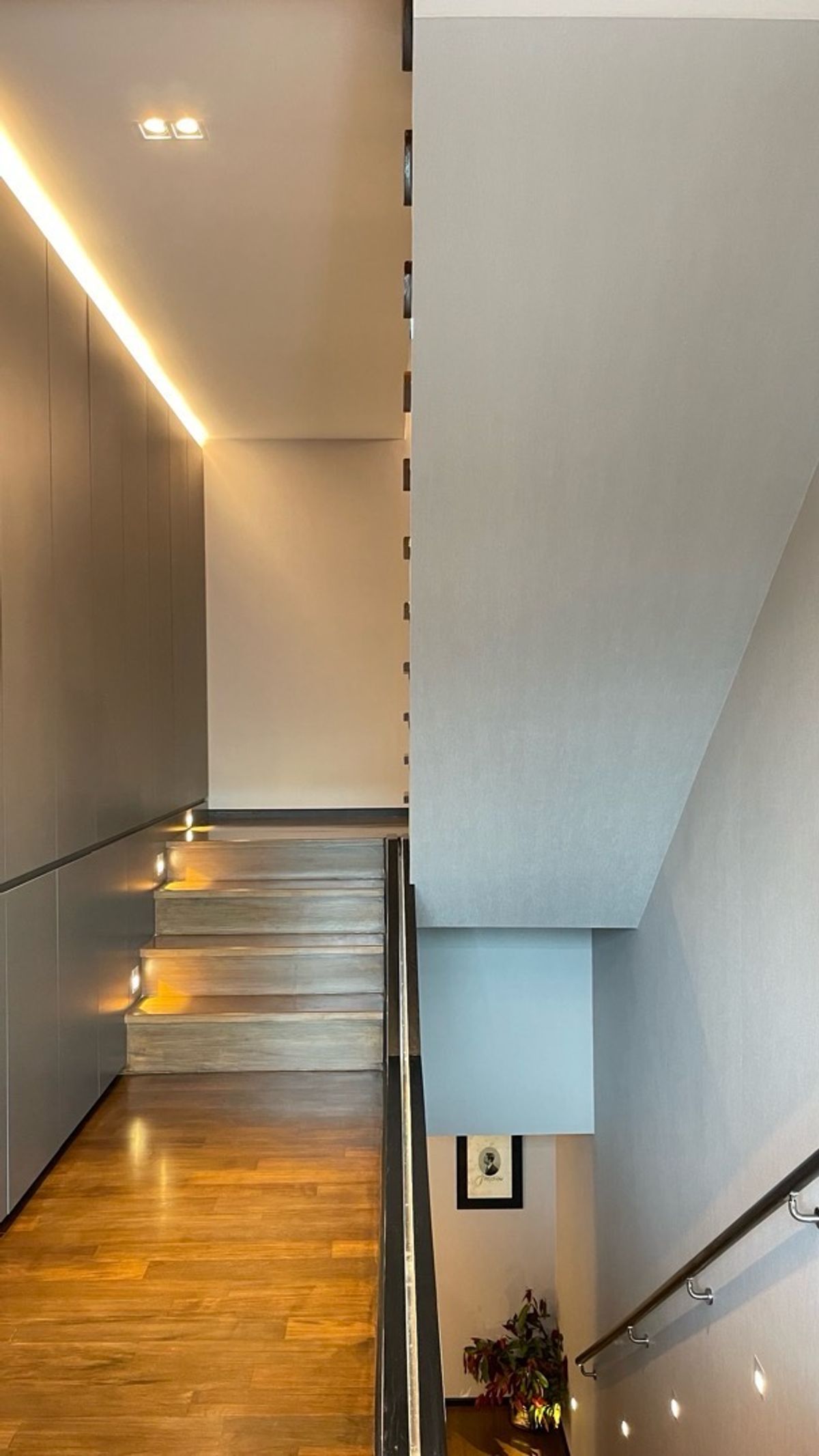 ขายทาวน์โฮมลาดพร้าว101 แฮปปี้แลนด์ : ขายด่วน Prime Nine Ekamai /  ทองหล่อ / เฟอร์นิเจอร์ครบพร้อมเข้าอยู่ / ใกล้ทางด่วน / เอกมัย / พระราม9 / ทาวน์โฮม / 3 ชั้น ดีไซน์บ้านเดี่ยว / ทำเลใจกลางเมือ / Townhome/ Ekamai / Rama9 / Thonglor