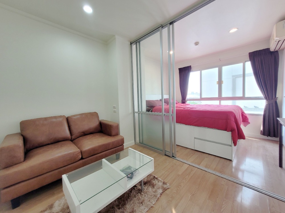 For RentCondoPattanakan, Srinakarin : Condo, 12th floor, fully furnished, beautifully decorated, for rent in Phatthanakan-Srinakarin area, near Lotus Phatthanakan, only 2.3 km.