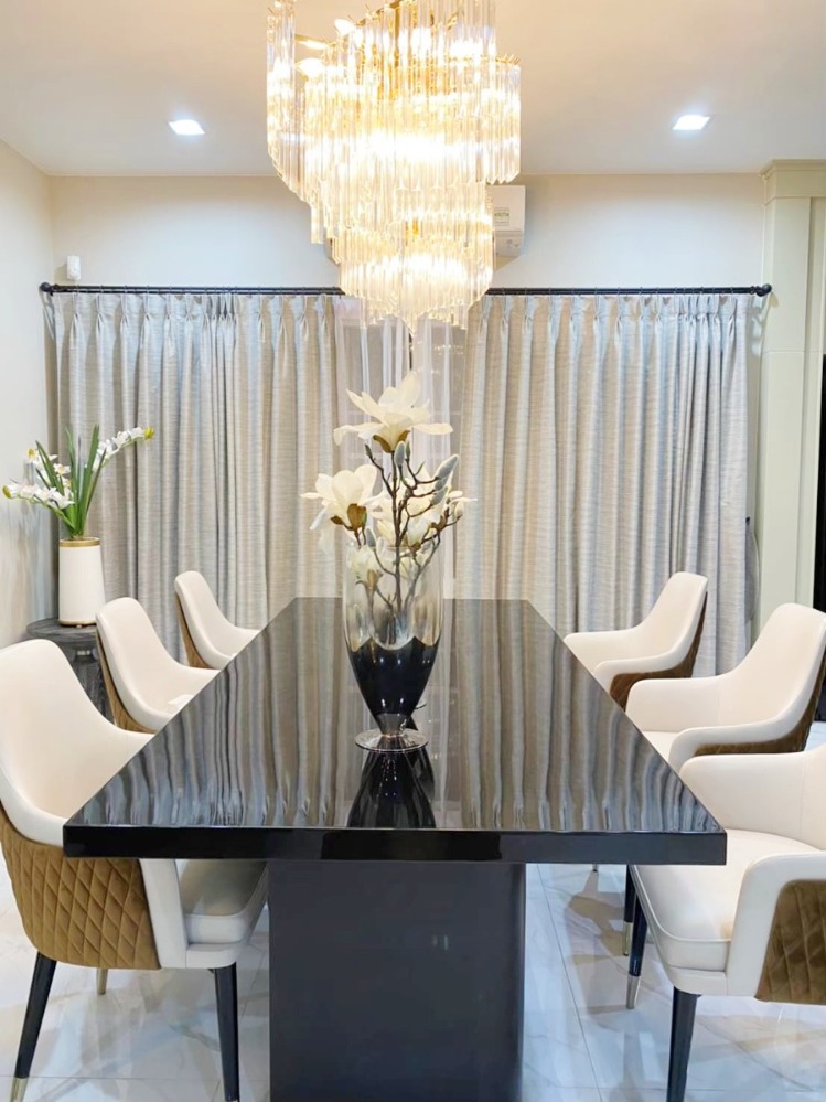 For RentHouseVipawadee, Don Mueang, Lak Si : Single house for rent, Nantawan Ramindra-Phahonyothin 50, 4 bedrooms, 4 bathrooms, 85 sqw, luxurious, fully furnished.