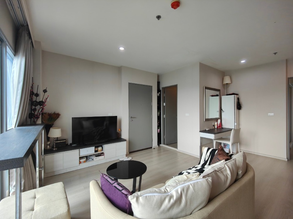 For SaleCondoRatchadapisek, Huaikwang, Suttisan : URGENT SALE Life Ratchadapisek 2 bedroom near MRT Huaikwang good price for sale