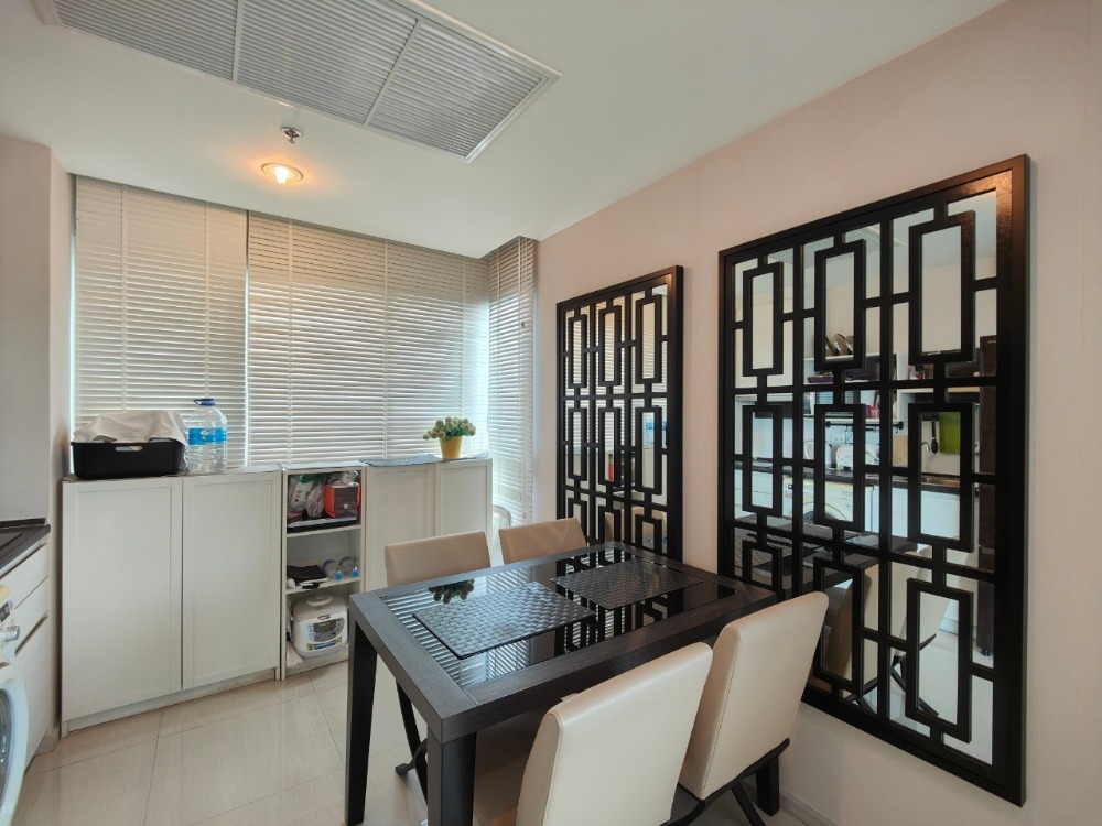 For SaleCondoRatchadapisek, Huaikwang, Suttisan : URGENT SALE Life Ratchadapisek 2 bedroom near MRT Huaikwang good price for sale