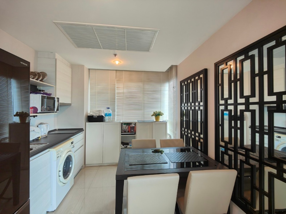 For SaleCondoRatchadapisek, Huaikwang, Suttisan : URGENT SALE Life Ratchadapisek 2 bedroom near MRT Huaikwang good price for sale