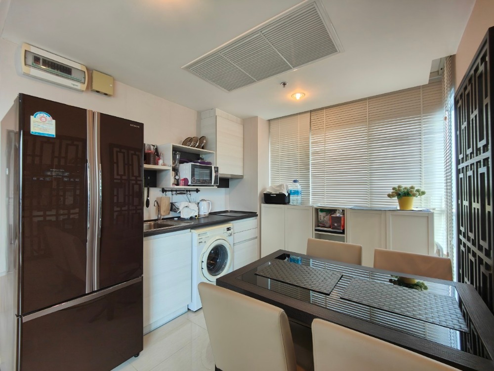 For SaleCondoRatchadapisek, Huaikwang, Suttisan : URGENT SALE Life Ratchadapisek 2 bedroom near MRT Huaikwang good price for sale