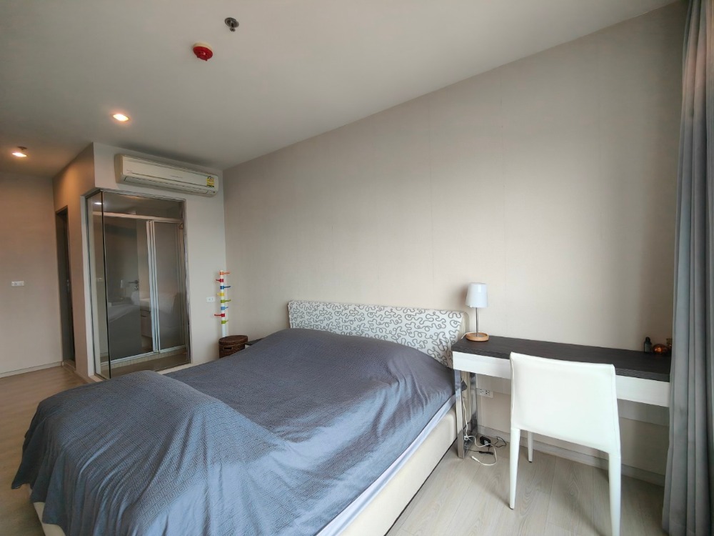 For SaleCondoRatchadapisek, Huaikwang, Suttisan : URGENT SALE Life Ratchadapisek 2 bedroom near MRT Huaikwang good price for sale