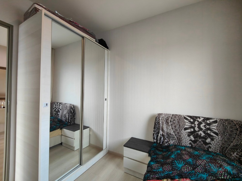 For SaleCondoRatchadapisek, Huaikwang, Suttisan : URGENT SALE Life Ratchadapisek 2 bedroom near MRT Huaikwang good price for sale