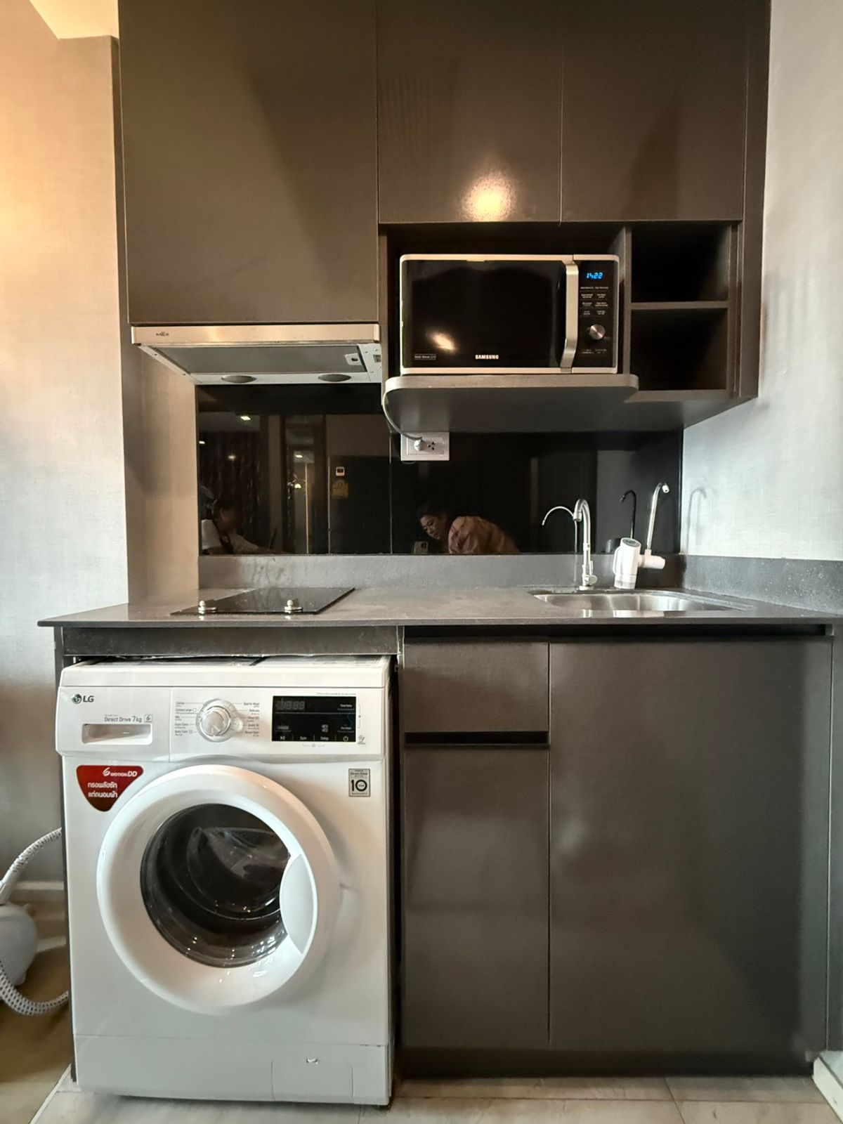 ขายคอนโดสุขุมวิท อโศก ทองหล่อ : Sale : ASHTON ASOKE (Owner Post) ✨️รับ agent ค่าคอม3% ✨️
✨️33.31 Sqm.✨️
♥️1 นอน 1 น้ำ ชั้น 12❤️
♥️พร้อมที่จอดรถ♥️