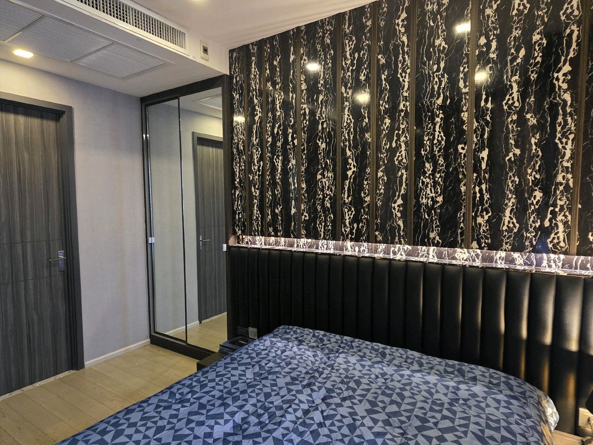 ขายคอนโดสุขุมวิท อโศก ทองหล่อ : Sale : ASHTON ASOKE (Owner Post) ✨️รับ agent ค่าคอม3% ✨️
✨️33.31 Sqm.✨️
♥️1 นอน 1 น้ำ ชั้น 12❤️
♥️พร้อมที่จอดรถ♥️