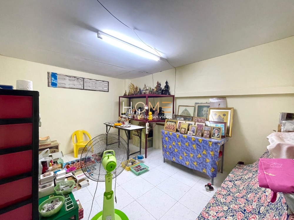 ขายบ้านปิ่นเกล้า จรัญสนิทวงศ์ : มีห้องนอนชั้นล่าง ✨ บ้านเดี่ยว ซอยจรัญสนิทวงศ์ 35 บางพรม แยก 7 / 5 ห้องนอน (ขาย), House Soi Charansanitwong 35 Bang Phrom Yak 7 / 5 Bedrooms (SALE) MHOW218