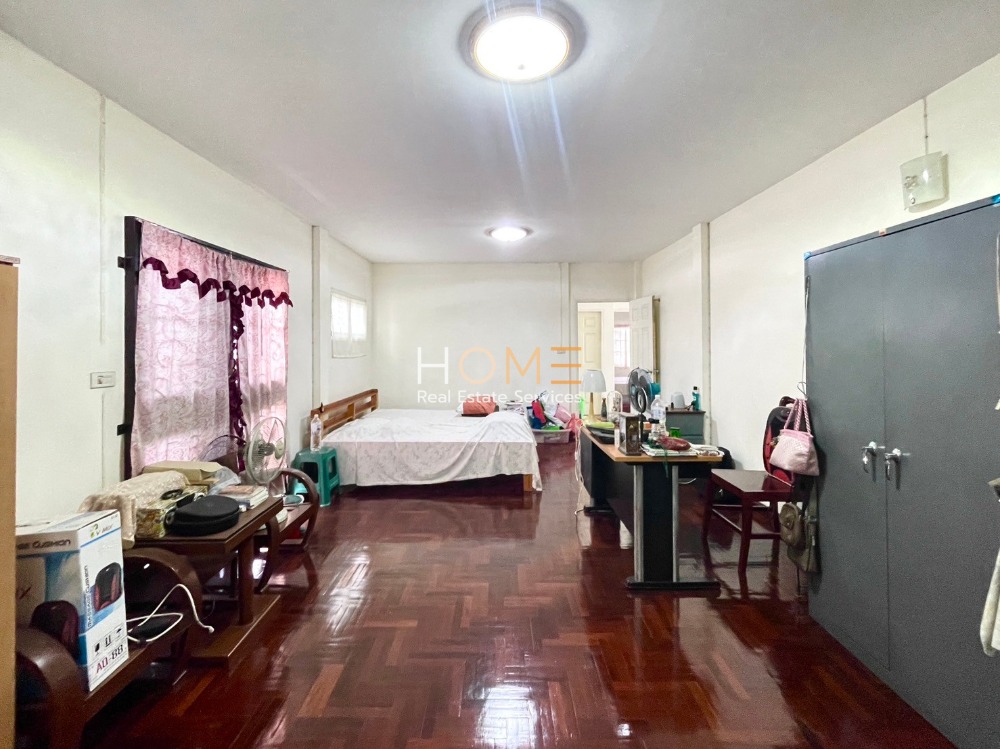 ขายบ้านปิ่นเกล้า จรัญสนิทวงศ์ : มีห้องนอนชั้นล่าง ✨ บ้านเดี่ยว ซอยจรัญสนิทวงศ์ 35 บางพรม แยก 7 / 5 ห้องนอน (ขาย), House Soi Charansanitwong 35 Bang Phrom Yak 7 / 5 Bedrooms (SALE) MHOW218