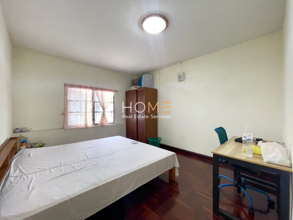 ขายบ้านปิ่นเกล้า จรัญสนิทวงศ์ : มีห้องนอนชั้นล่าง ✨ บ้านเดี่ยว ซอยจรัญสนิทวงศ์ 35 บางพรม แยก 7 / 5 ห้องนอน (ขาย), House Soi Charansanitwong 35 Bang Phrom Yak 7 / 5 Bedrooms (SALE) MHOW218