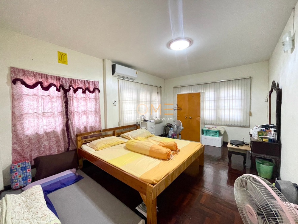 ขายบ้านปิ่นเกล้า จรัญสนิทวงศ์ : มีห้องนอนชั้นล่าง ✨ บ้านเดี่ยว ซอยจรัญสนิทวงศ์ 35 บางพรม แยก 7 / 5 ห้องนอน (ขาย), House Soi Charansanitwong 35 Bang Phrom Yak 7 / 5 Bedrooms (SALE) MHOW218