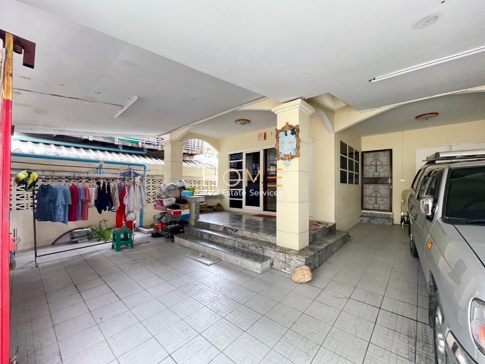 ขายบ้านปิ่นเกล้า จรัญสนิทวงศ์ : มีห้องนอนชั้นล่าง ✨ บ้านเดี่ยว ซอยจรัญสนิทวงศ์ 35 บางพรม แยก 7 / 5 ห้องนอน (ขาย), House Soi Charansanitwong 35 Bang Phrom Yak 7 / 5 Bedrooms (SALE) MHOW218