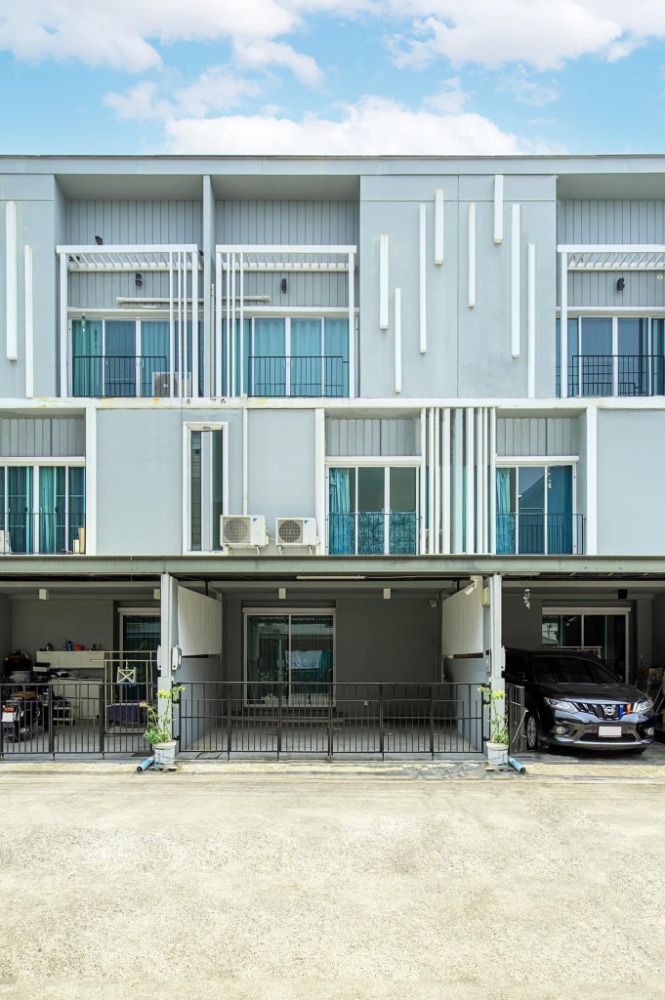 For SaleTownhomeRama 2, Bang Khun Thian : Patio Rama 2 (Soi 33) / 3 Bedrooms (Sale), Patio Rama2 (Soi 33) / 3 Bedrooms (SALE) DAO044