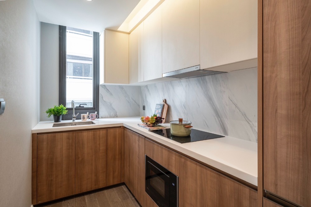 For SaleCondoSukhumvit, Asoke, Thonglor : For Sale : Muniq Sukhumvit23 2bed2bath 86 sqm 23 MB Call: 0927941662