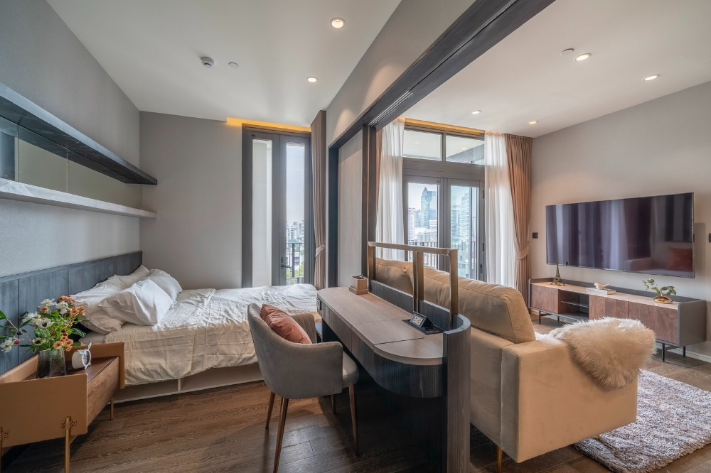 For SaleCondoSukhumvit, Asoke, Thonglor : For Sale : Muniq Sukhumvit23 2bed2bath 86 sqm 23 MB Call: 0927941662