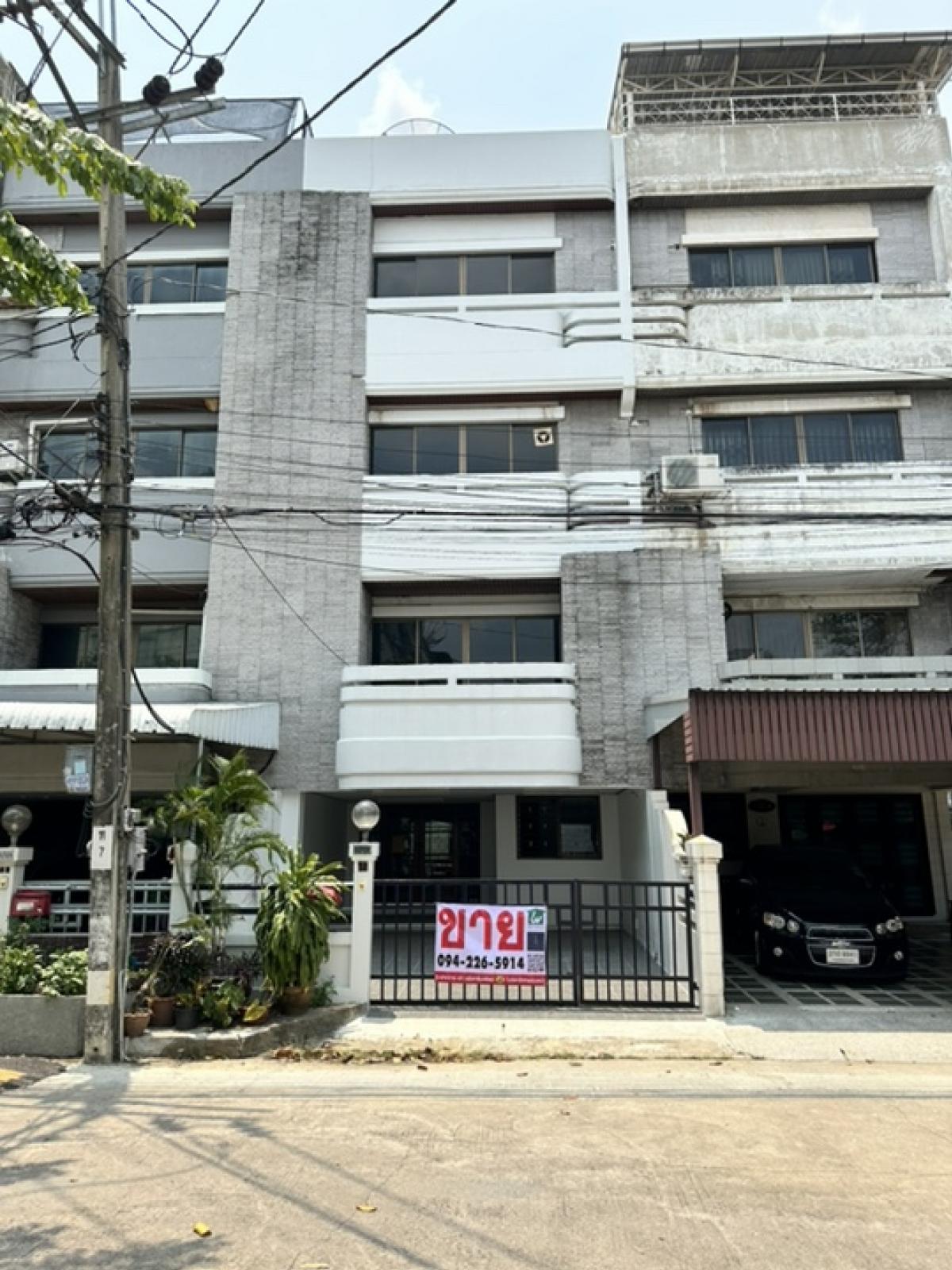 ขายทาวน์โฮมบางแค เพชรเกษม : ขายทาวน์โฮม ม.พัชรวิลล์ 4.5 ชั้น ใกล้สถานี รฟฟ หลักสอง 750 ม.