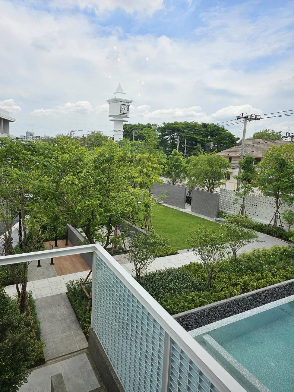 ขายบ้านอ่อนนุช อุดมสุข : ขายโครงการ“ บ้าน 365 สุขุมวิท 77 “(“ 𝐁𝐀𝐀𝐍 𝟑𝟔𝟓 𝐒𝐔𝐊𝐇𝐔𝐌𝐕𝐈𝐓 𝟕𝟕 “)