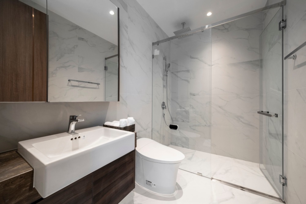 ให้เช่าคอนโดสาทร นราธิวาส : Supalai Icon Sathorn⭐Luxury Serviced Residence⭐3 Bedroom⭐130 Sq.m⭐Near Lumpini Park