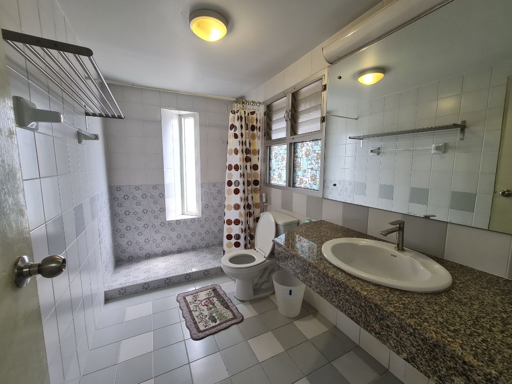 For RentCondoBangna, Bearing, Lasalle : Condo for rent, Ban Suan La Salle, 2 bedrooms, 60 sq m., near Sri Lasalle BTS.