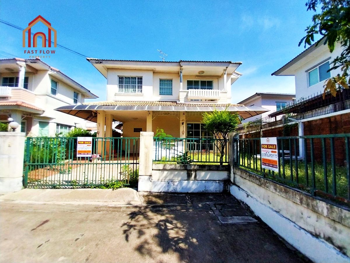 For SaleHousePathum Thani,Rangsit, Thammasat : Single house for sale, Chaiyaphruek 2, on Road 345, Bang Khu Wat. The house is located at the inner corner. There is space on the side of the house. The house has an extension of the kitchen area. The front of the house faces southeast. PKA