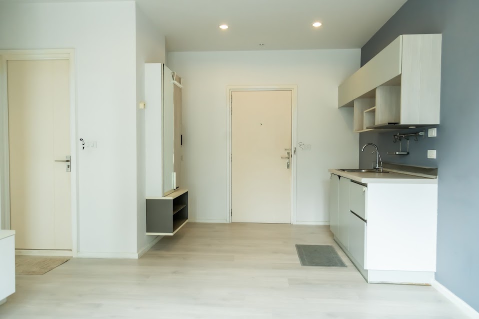 ขายคอนโดท่าพระ ตลาดพลู วุฒากาศ : รหัสทรัพย์ BH0064  The Key สาทร-ราชพฤกษ์ ห้องขนาด 50 ตร.ม. แบบ 2 ห้องนอน 1 ห้องน้ำ ชั้น 2