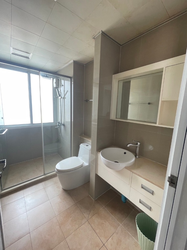 ให้เช่าคอนโดพระราม 9 เพชรบุรีตัดใหม่ RCA : 🌆🌆ให้เช่าคอนโด TC GREEN พระราม9 ตึก C ชั้น 12A 💫 38ตรม. ใกล้ RCA