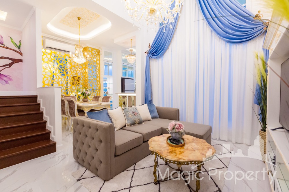 For RentTownhomeYothinpattana,CDC : 4 Bedroom Townhouse for Rent in Crystal Ville, Lat Phrao, Bangkok