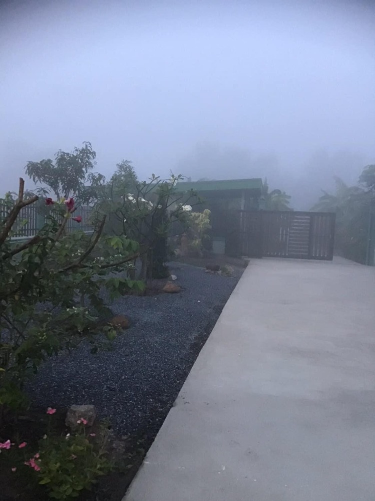 ขายบ้านสุพรรณบุรี : ขายบ้านเดี่ยวชั้นเดียวพร้อมที่ดิน 10 ไร่ จ.สุพรรณบุรี (S03-0713)