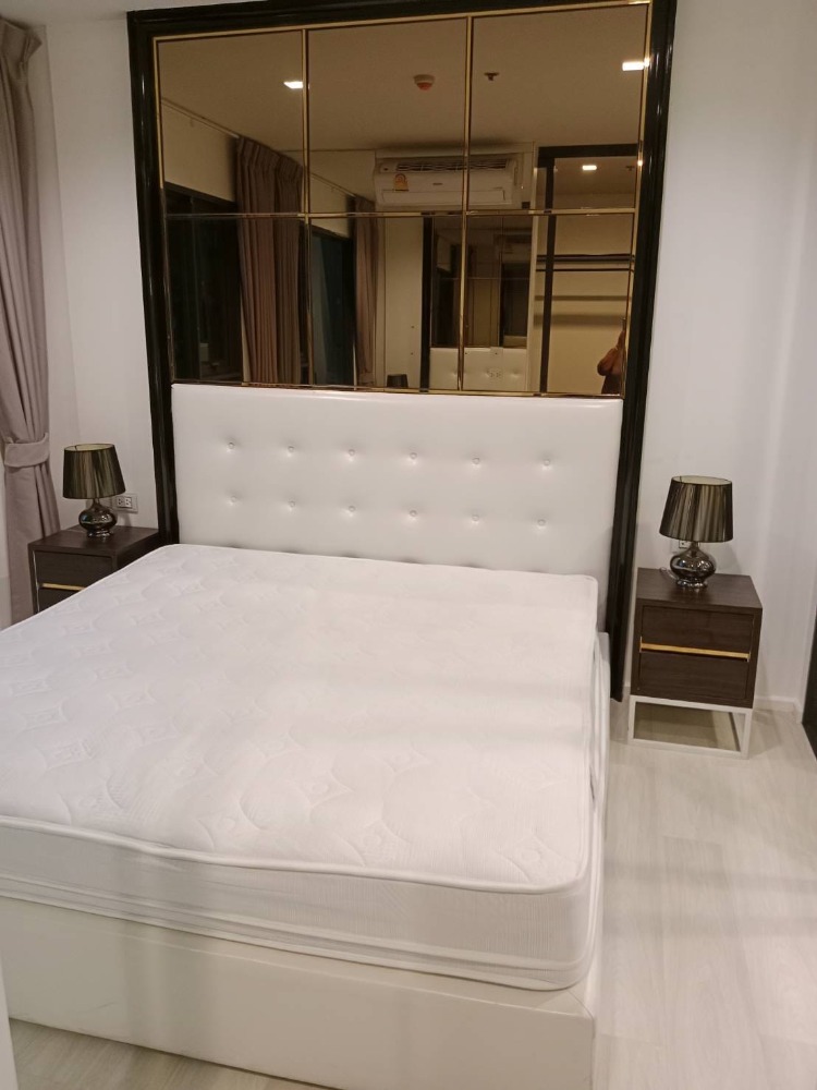 For RentCondoWitthayu, Chidlom, Langsuan, Ploenchit : For rent Life One Wireless 1 bedroom Plus (Bts Poenjit) (Rt-01)