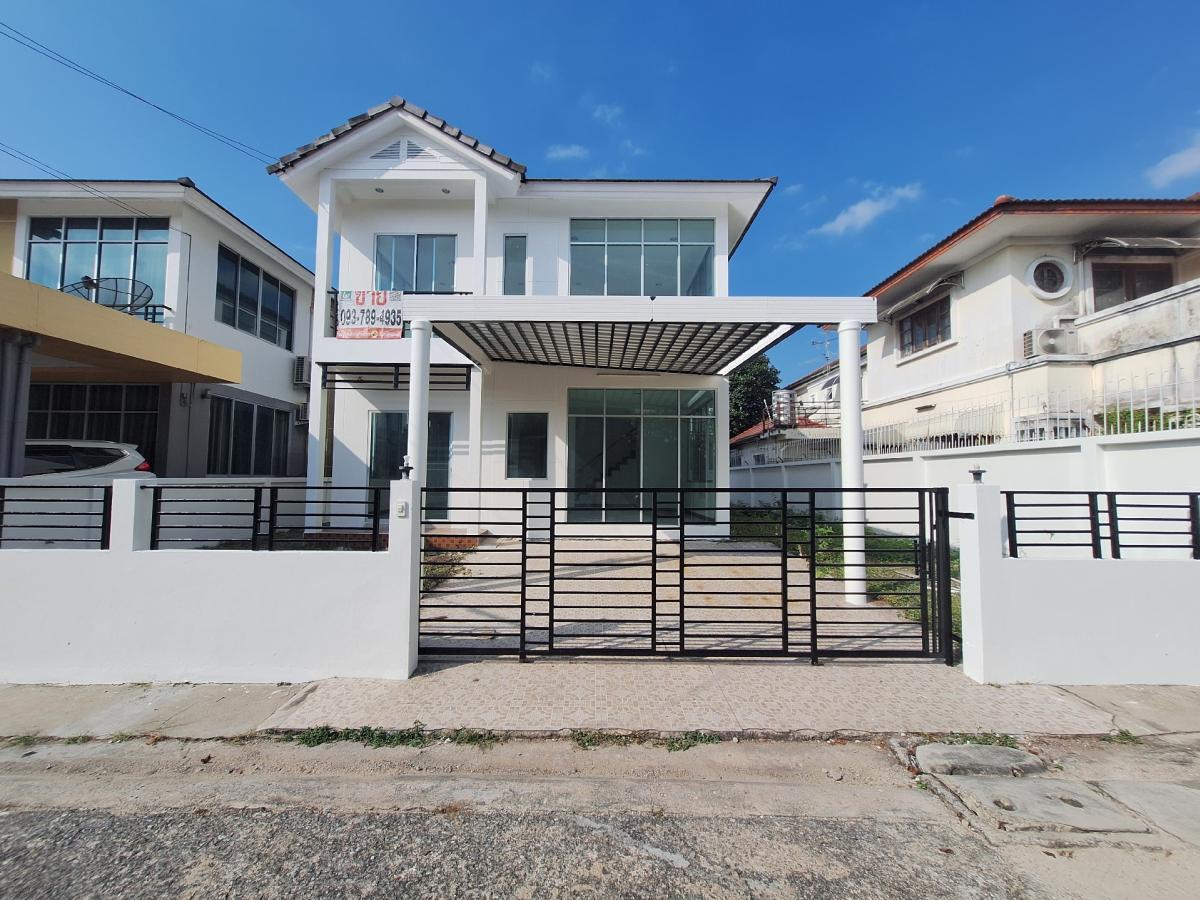 ขายบ้าน : ขายบ้านเดี่ยว 2 ชั้น ม.ชนันธร กรีนวิลล์ บางบอน 3 บ้านทิศใต้ เนื้อที่ 60 ตรว 3นอน 2น้ำ ใกล้ Big C เพชรเกษม - ghd000486