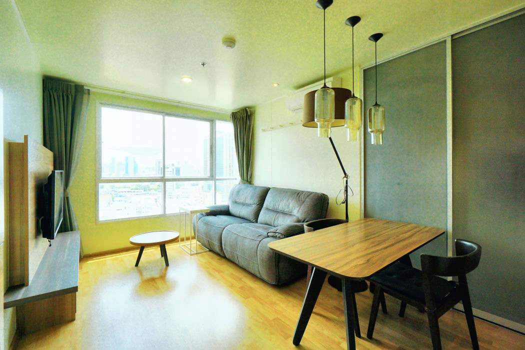 ขายคอนโดพัฒนาการ ศรีนครินทร์ : ขาย คอนโด U Delight Residence Pattanakarn-Thonglor : ยู ดีไลท์ เรสซิเดนซ์ พัฒนาการ-ทองหล่อ ) 35.08 ตรม. 1นอน แต่งบิวอินท์สวย วิวโล่งเห็นคลอง