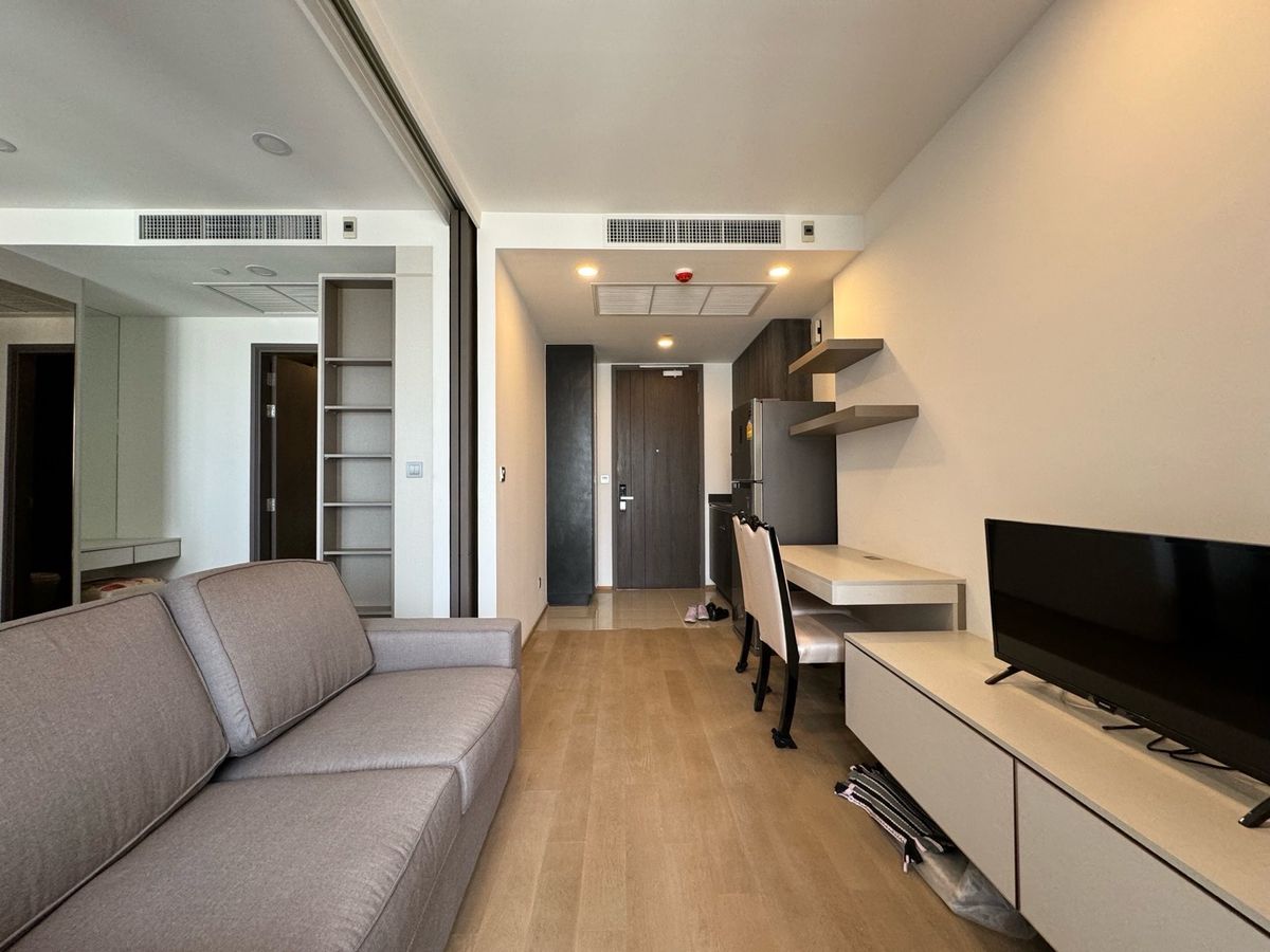 ให้เช่าคอนโดสยาม จุฬา สามย่าน : ห้องใหม่พร้อมปล่อยเช่า!!  1Bed 34.5Qm.  28K กับคอนโดลัคชูสุดตรงข้าม CU นัดชมรงการ064-4534697