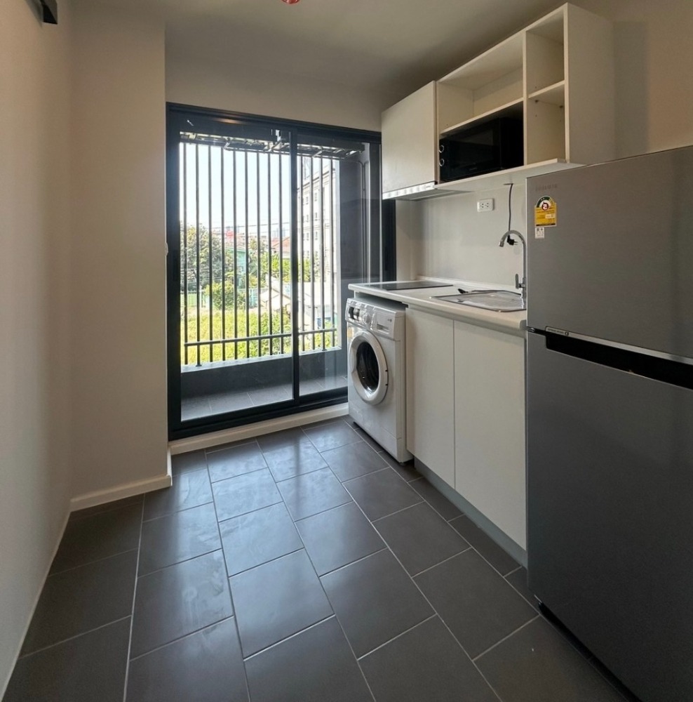 ให้เช่าคอนโดบางนา แบริ่ง ลาซาล : ให้เช่า BLUE สุขุมวิท 105 ห้องใหม่  สะดวกสบายพร้อมย้ายเข้าอยู่ได้ทันที  