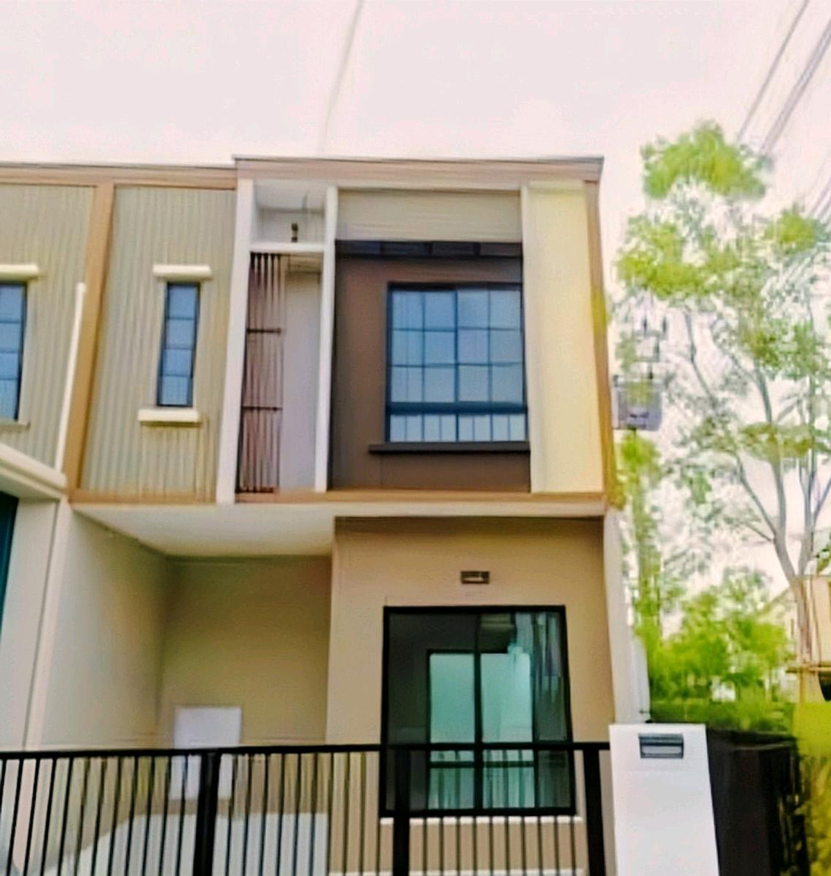 For RentTownhomeLadkrabang, Suwannaphum Airport : 🚩🍀⭐Newly built townhome for rent, The Connect Suvarnabhumi 4, Soi King Kaew 37, corner house, new series home design, Modern Minimal style, has garden area, next to the main road✅