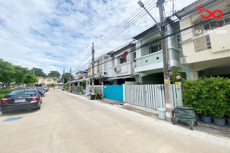 For SaleHouseNawamin, Ramindra : 2-story townhome for sale, Sireen House Watcharaphon, Watcharaphon Road, Soi Ruammit Phatthana 10.