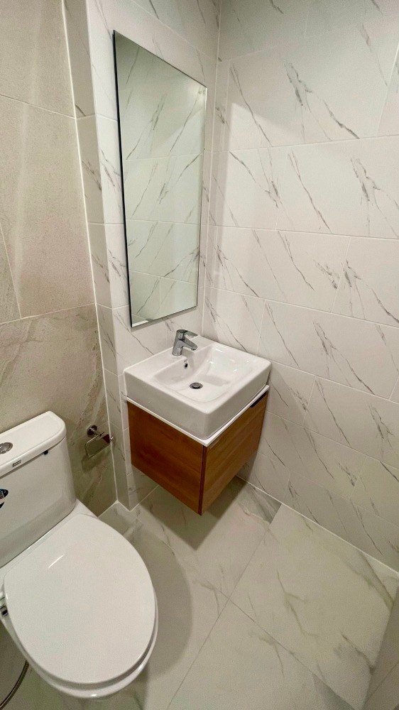 ขายคอนโดนวมินทร์ รามอินทรา : S-TCPM101 ขาย คอนโด เดอะคิวบ์ พรีเมียม รามอินทรา 34 ชั้น7 วิวเมือง 30ตรม. 1นอน 1น้ำ 2.4ล้าน 064-959-8900