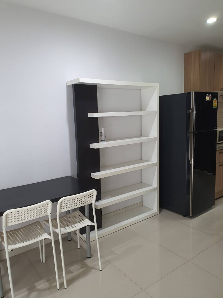 ให้เช่าทาวน์โฮมบางนา แบริ่ง ลาซาล : ให้เช่าทาวโฮม 3 ชั้น ไอฟีล-บางนา พื้นที่ 200 ตรม. 22 ตรว. ทำเลดี เฟอร์นิเจอร์และเครื่องใช้ไฟฟ้าครบ ราคา 28,000 บาท