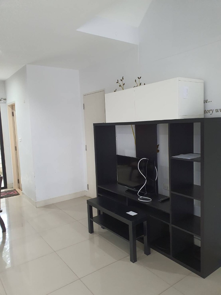 ให้เช่าทาวน์โฮมบางนา แบริ่ง ลาซาล : ให้เช่าทาวโฮม 3 ชั้น ไอฟีล-บางนา พื้นที่ 200 ตรม. 22 ตรว. ทำเลดี เฟอร์นิเจอร์และเครื่องใช้ไฟฟ้าครบ ราคา 28,000 บาท