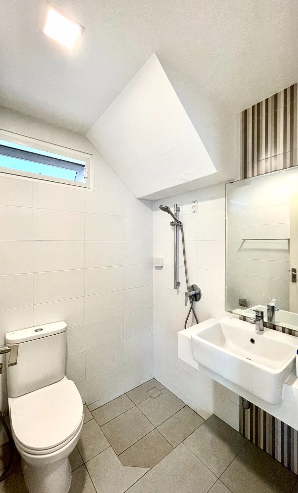 ขายบ้านนวมินทร์ รามอินทรา : ขายด่วนบ้านเดี่ยว หมู่บ้าน ชัยพฤกษ์ ทางด่วนรามอินทรา-จตุโชติ 3 ห้องนอน 2 ห้องน้ำ